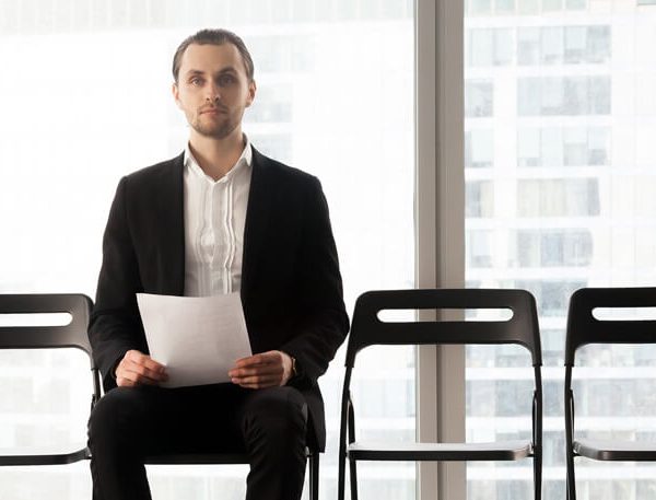 candidato in attesa di colloquio per bando dote lavoro